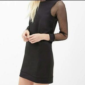 🍒NWT Forever 21 Fishnet Sleeve Scuba Dress